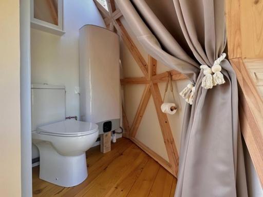 Dome Pathome Catonvielle Esterno foto