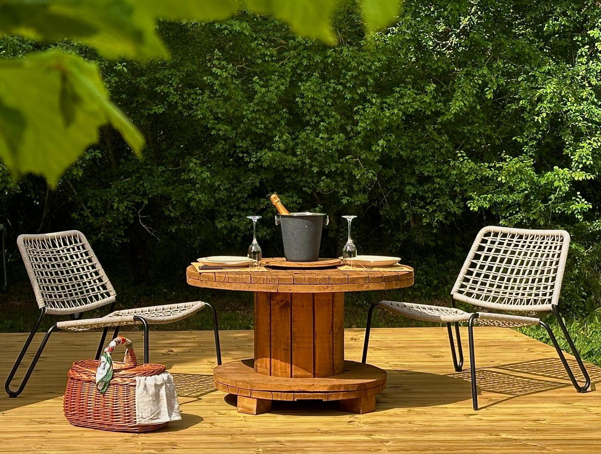 Dome Pathome Catonvielle Esterno foto